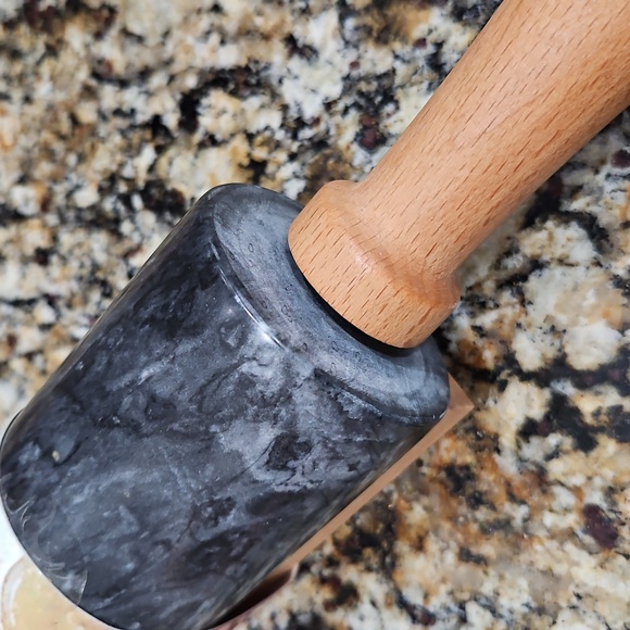 New/Giftable! For the love of Cooking/Cooks Supply Co MARBLE Rolling Pin w Stand - Picture 5 of 6